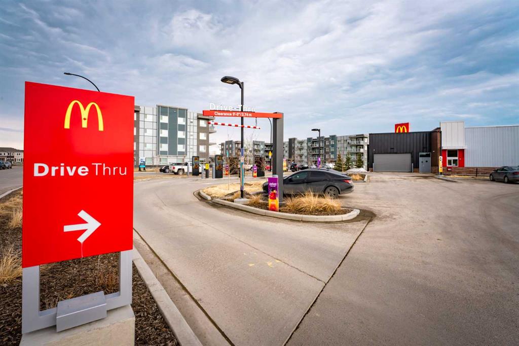 215-40 Carrington Plaza N, Calgary, AB, T3P 1X7