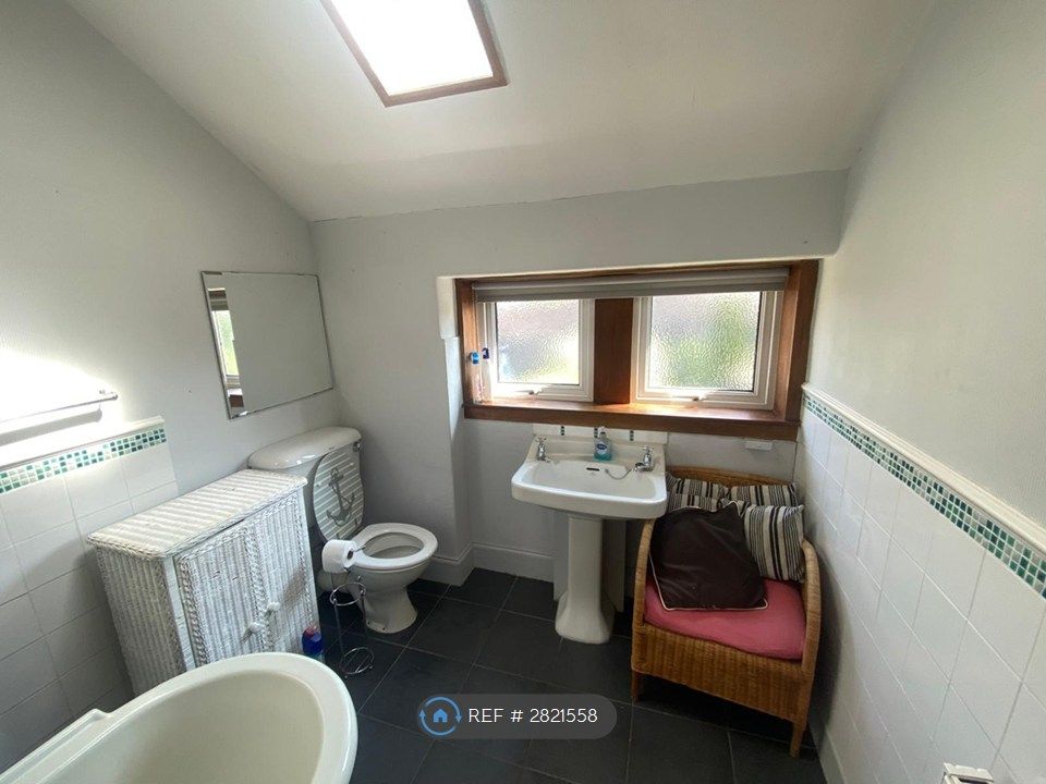 Additional image 13 of 3 bed terraced house to rentParkhill Road, Glasgow G43