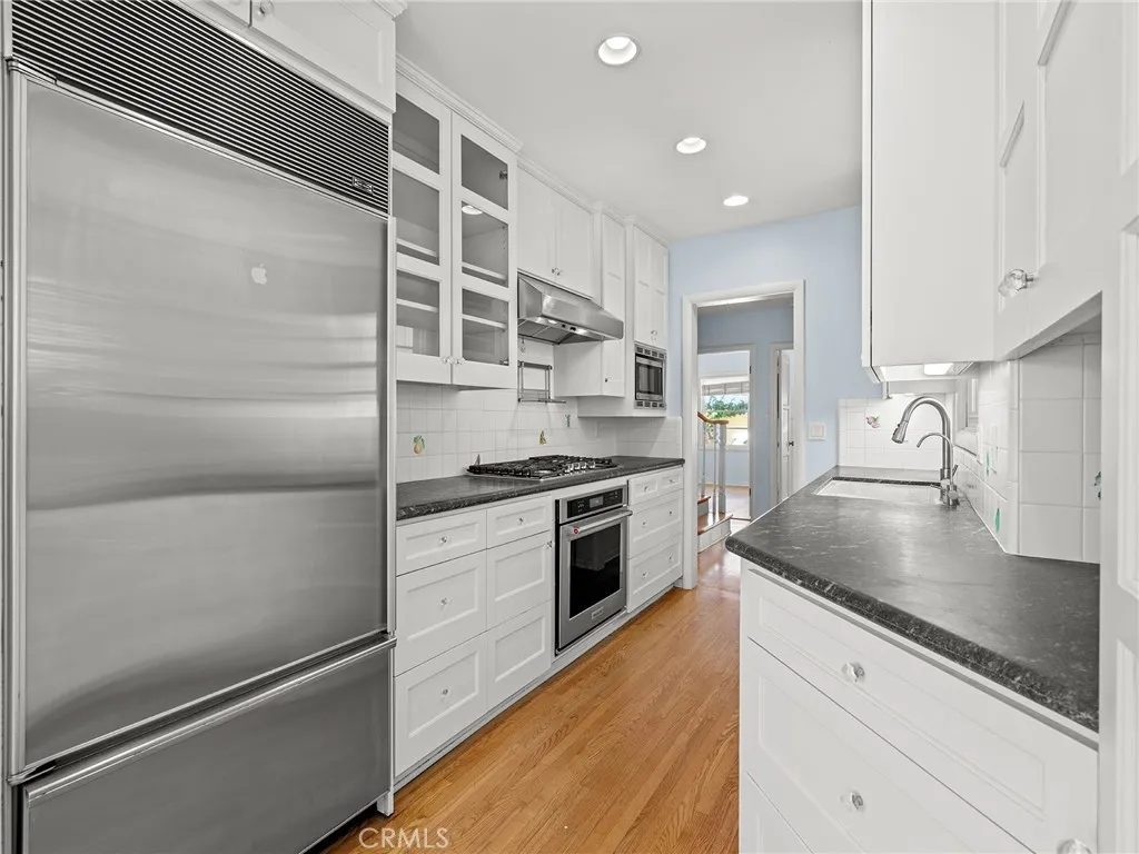 Additional image 76 of 2108 Grandview Avenue, Manhattan Beach, CA 90266