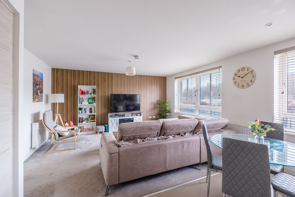 Additional image 2 of 2 bed flat for saleRosebery Terrace, Oatlands, Glasgow G5