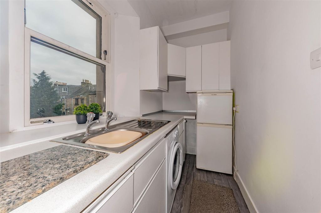 Additional image 5 of 1 bed flat for saleChurch Street, Broughty Ferry, Dundee DD5