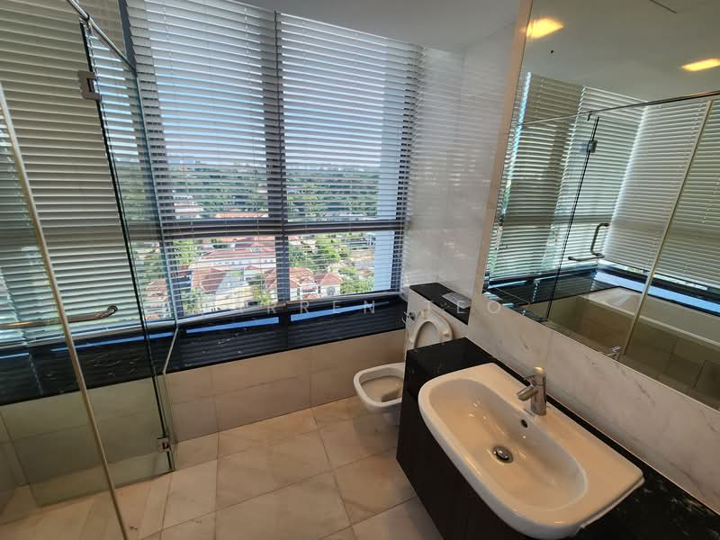 Additional image 9 of ❤️Botanic Gardens 4 Br Penthouse with Roof Terrace & Swimming Pool❤️