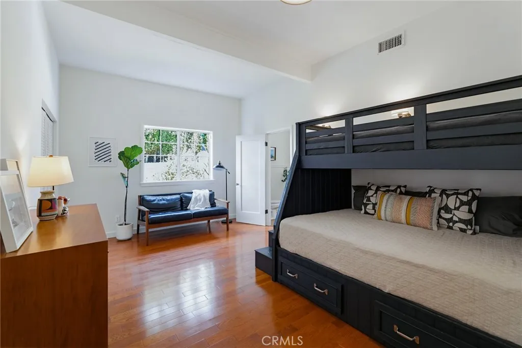 Additional image 45 of 371 E Claremont St, Pasadena, CA 91104