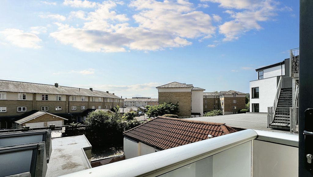 Additional image 3 of 2 bed flat for saleHotwell Road, Hotwells, Bristol BS8
