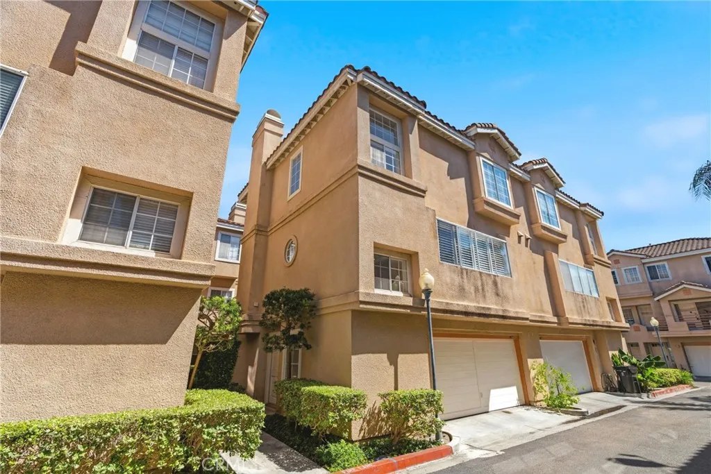 Additional image 2 of 14075 Lemoli Way, Hawthorne, CA 90250