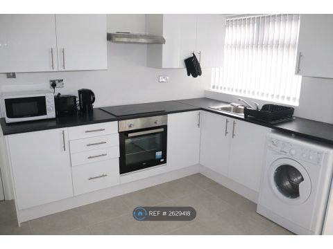 Kings Road, Stockland Green, Birmingham B23, Room to rent