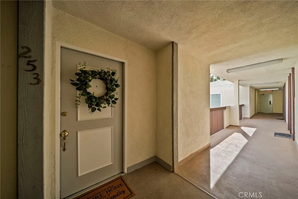 23515 Lyons Ave Unit 253, Valencia, CA 91355 photo 3