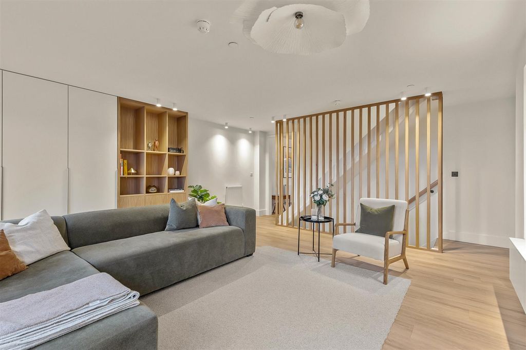 Additional image 3 of 4 bed semi-detached house for saleParsons Meadow, Addingham LS29