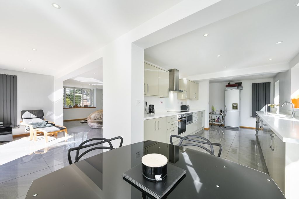 Additional image 4 of 4 bed semi-detached house for saleOatlands Avenue, Weybridge KT13