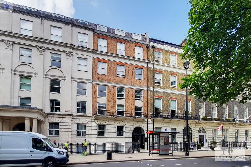 2 bed flat to rentPortland Place, London W1B