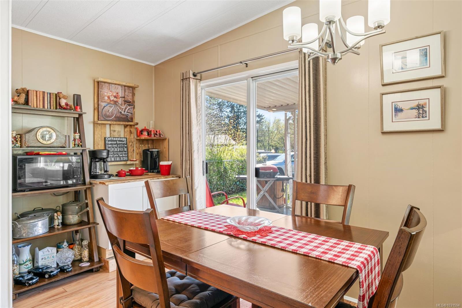 Additional image 6 of 2129 Summergate Boulevard, Sidney, BC, V8L 4K9