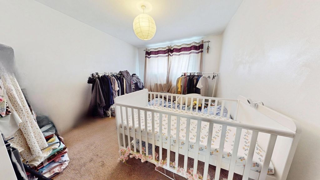 Additional image 10 of 3 bed semi-detached house to rentNewbridge Road, Pontyclun CF72