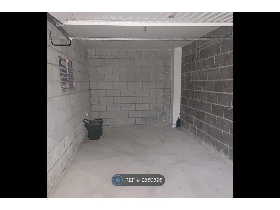 Additional image 12 of 4 bed end terrace house to rentHeol Y Porthladd, Barry CF63