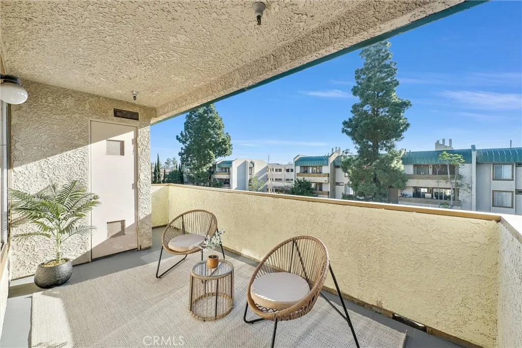 Additional image 41 of 12121 Centralia Street Unit 302, Lakewood, CA 90715