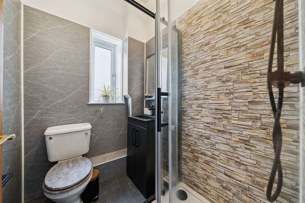 Additional image 12 of 1 bed flat for sale34 East Argyle Street, Helensburgh G84