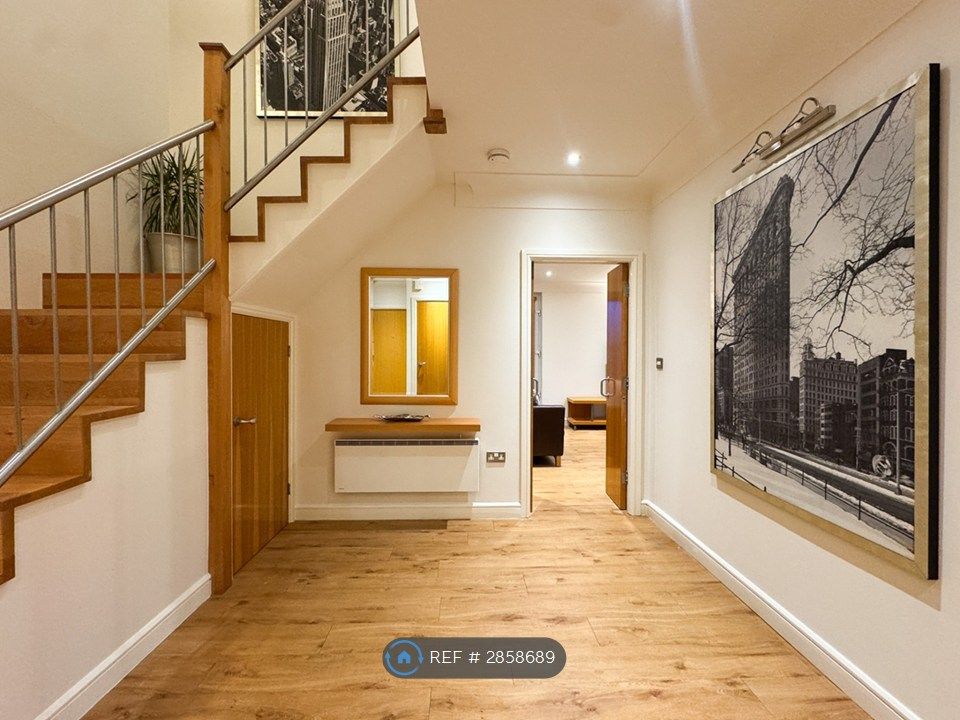 2 bed flat to rentMossley Hill Drive, Liverpool L17