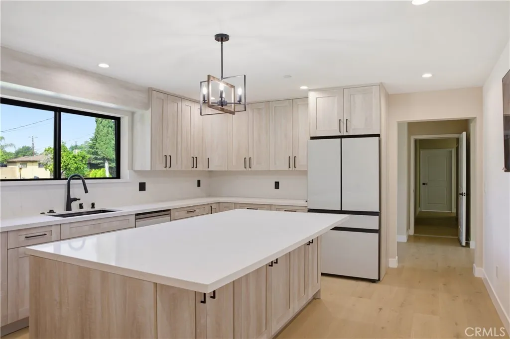 Additional image 66 of 8542 De Celis Pl, North Hills, CA 91343