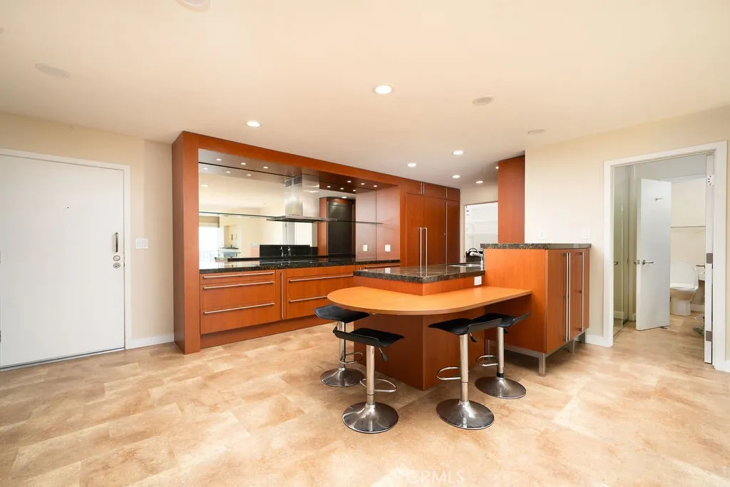 Additional image 85 of 101 Scholz Plaza Ph18, Newport Beach, CA 92663
