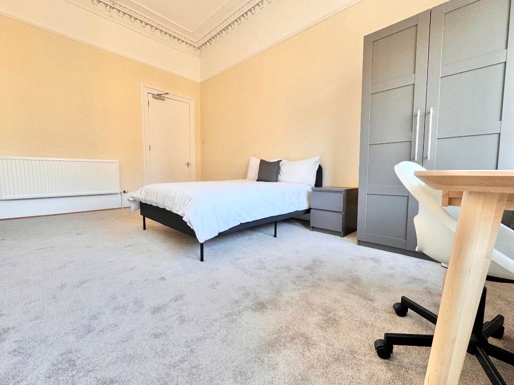 Additional image 9 of 5 bed flat to rentHillhead Street, Hillhead, Glasgow G12