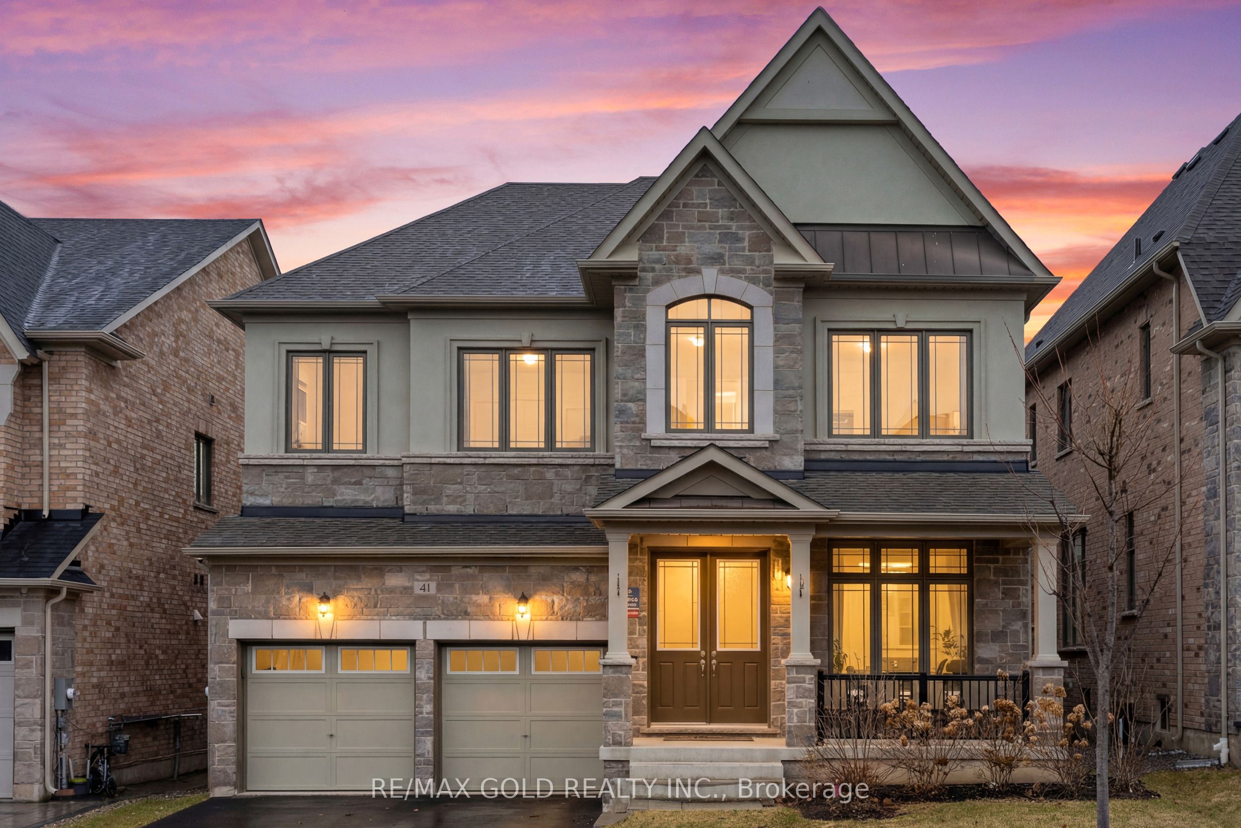 41 Daisy Meadow Crescent, Caledon, ON, L7C 4G3 photo 2