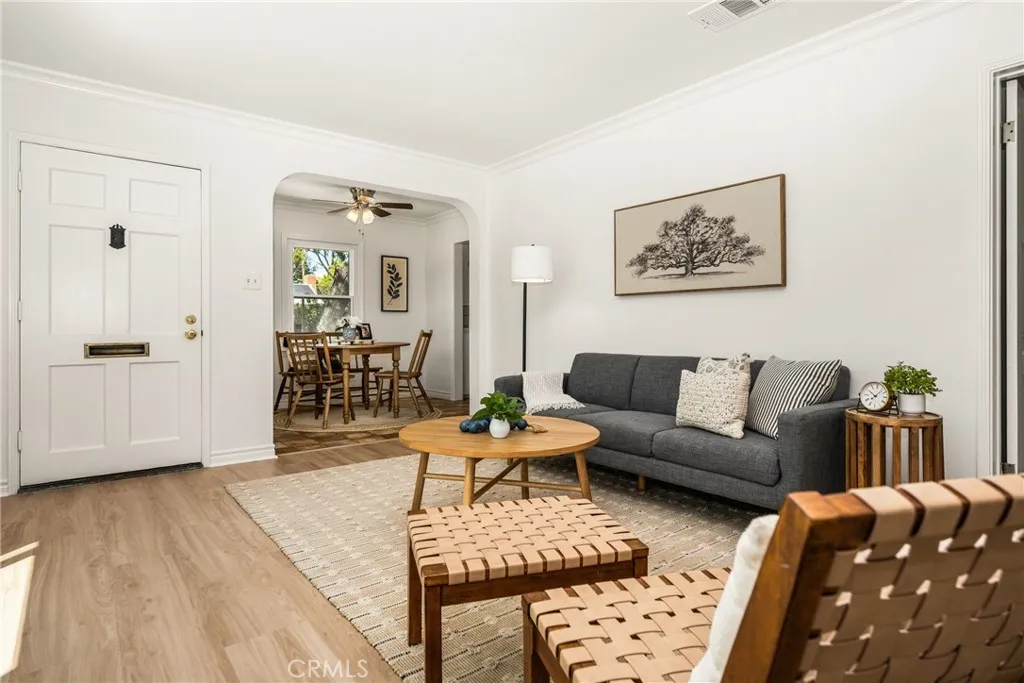 Additional image 15 of 1842 N Greenbrier Rd, Long Beach, CA 90815
