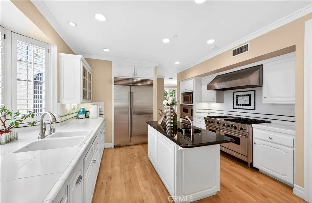 Additional image 14 of 465 W Highland Avenue, Sierra Madre, CA 91024