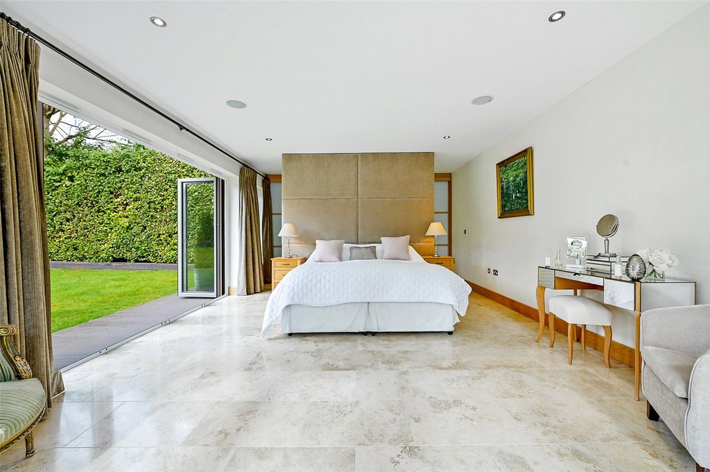 Additional image 11 of 4 bed detached house to rentRotherfield Road, Henley-On-Thames, Oxfordshire RG9