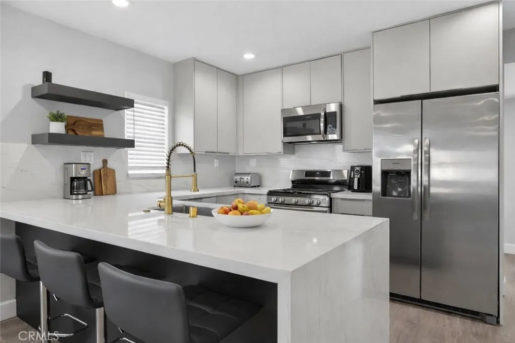 Additional image 10 of 906 W poplar Street, Compton, CA 90220