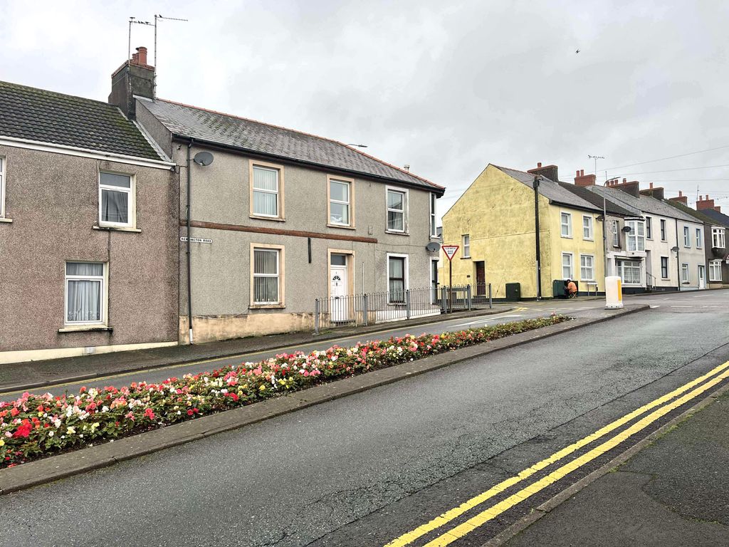 3 bed property to rentKensington Road, Milford Haven SA73
