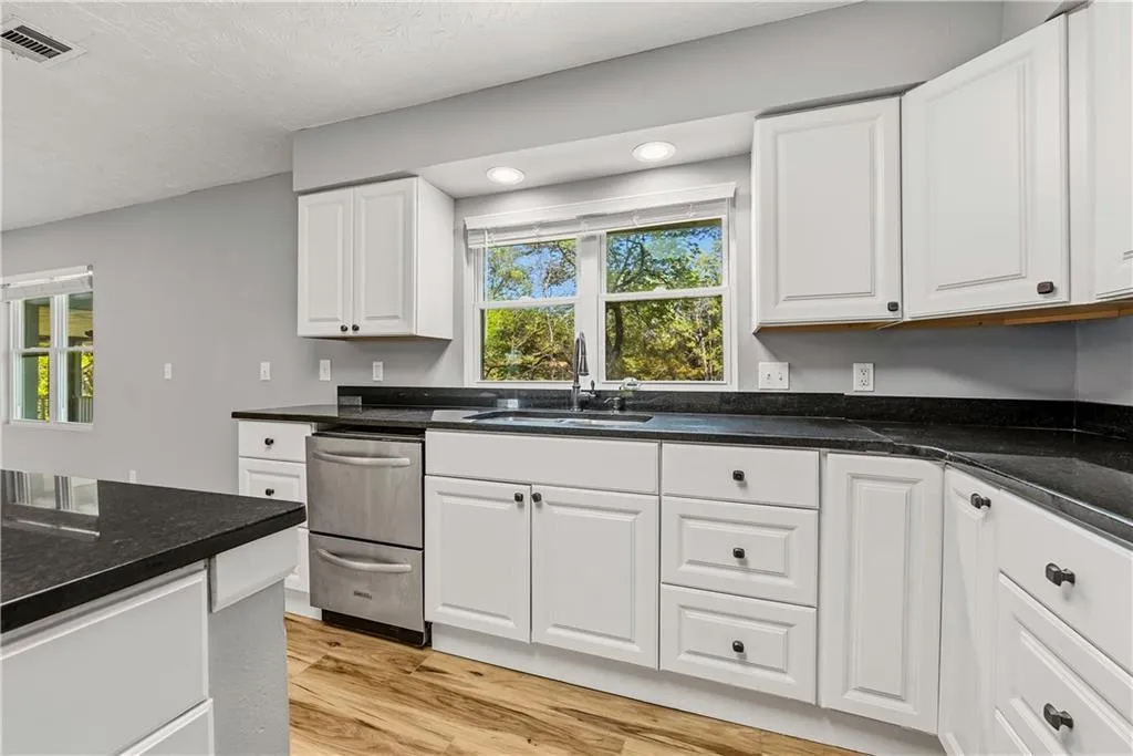 Additional image 18 of 562 Oswichee Rd, Seale, AL 36875
