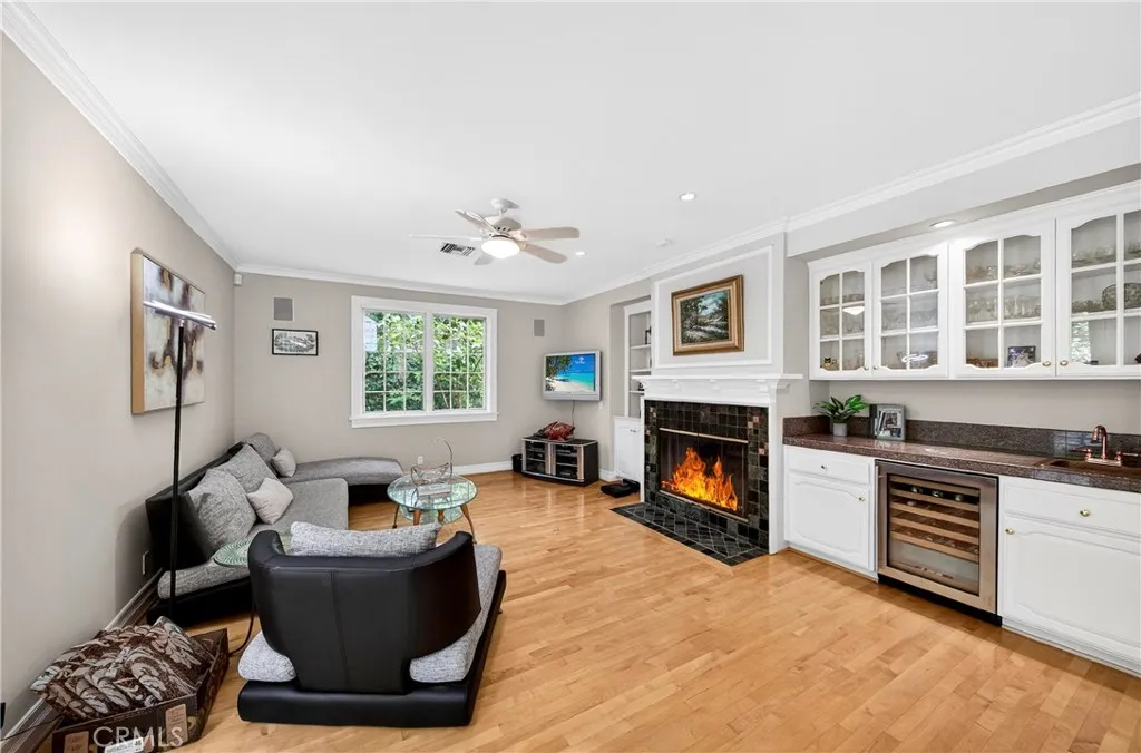 Additional image 19 of 465 W Highland Avenue, Sierra Madre, CA 91024