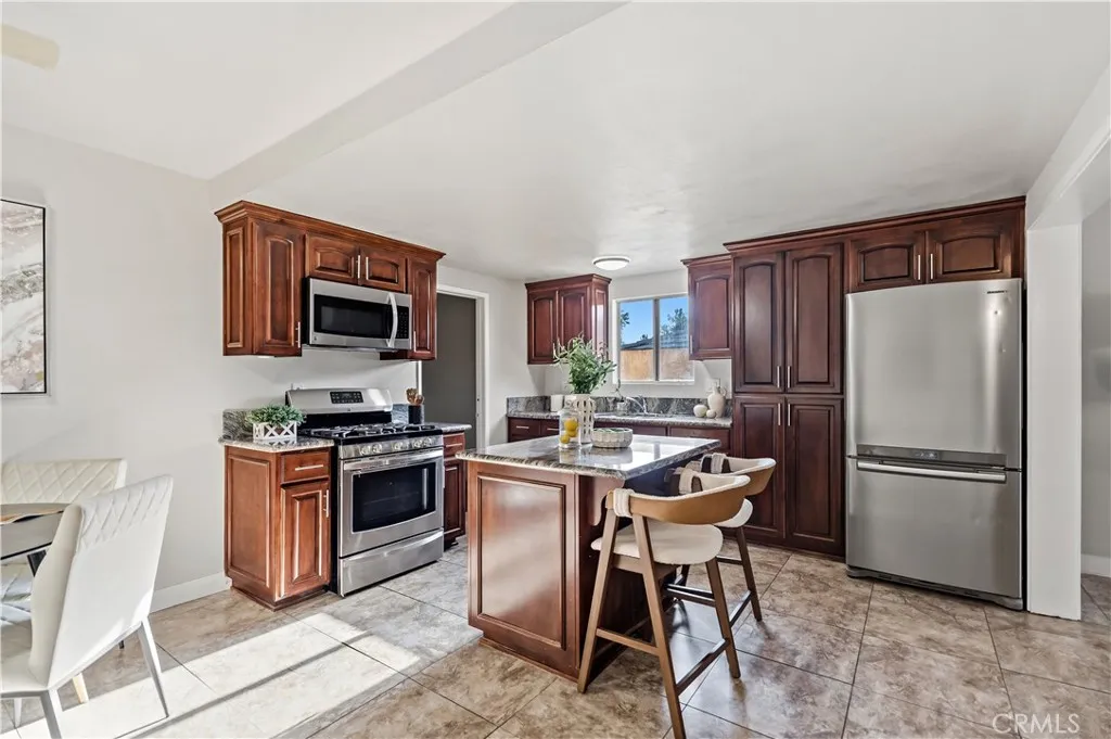 Additional image 7 of 3119 E Valley View, West Covina, CA 91792