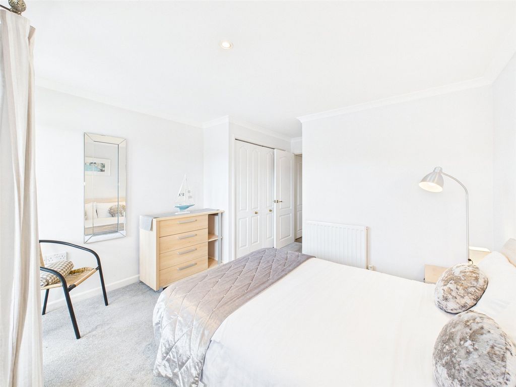 Additional image 11 of 2 bed flat for saleEgloshayle Road, Wadebridge, Cornwall PL27
