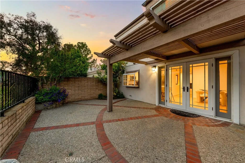 Additional image 115 of 54 Willow Tree Ln, Irvine, CA 92612