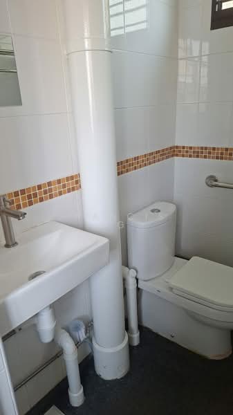 711 Clementi West Street 2 photo 3