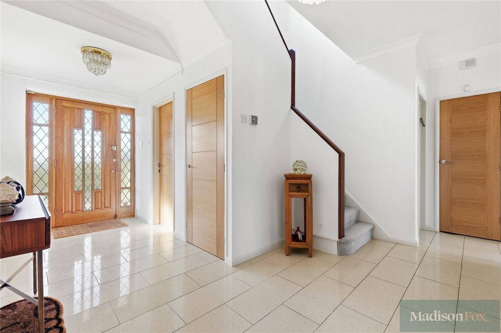 Additional image 2 of 5 bed detached house for saleParkland Close, Chigwell, Essex IG7