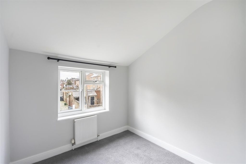 Additional image 9 of 3 bed terraced house to rentGarnet Terrace, York YO26