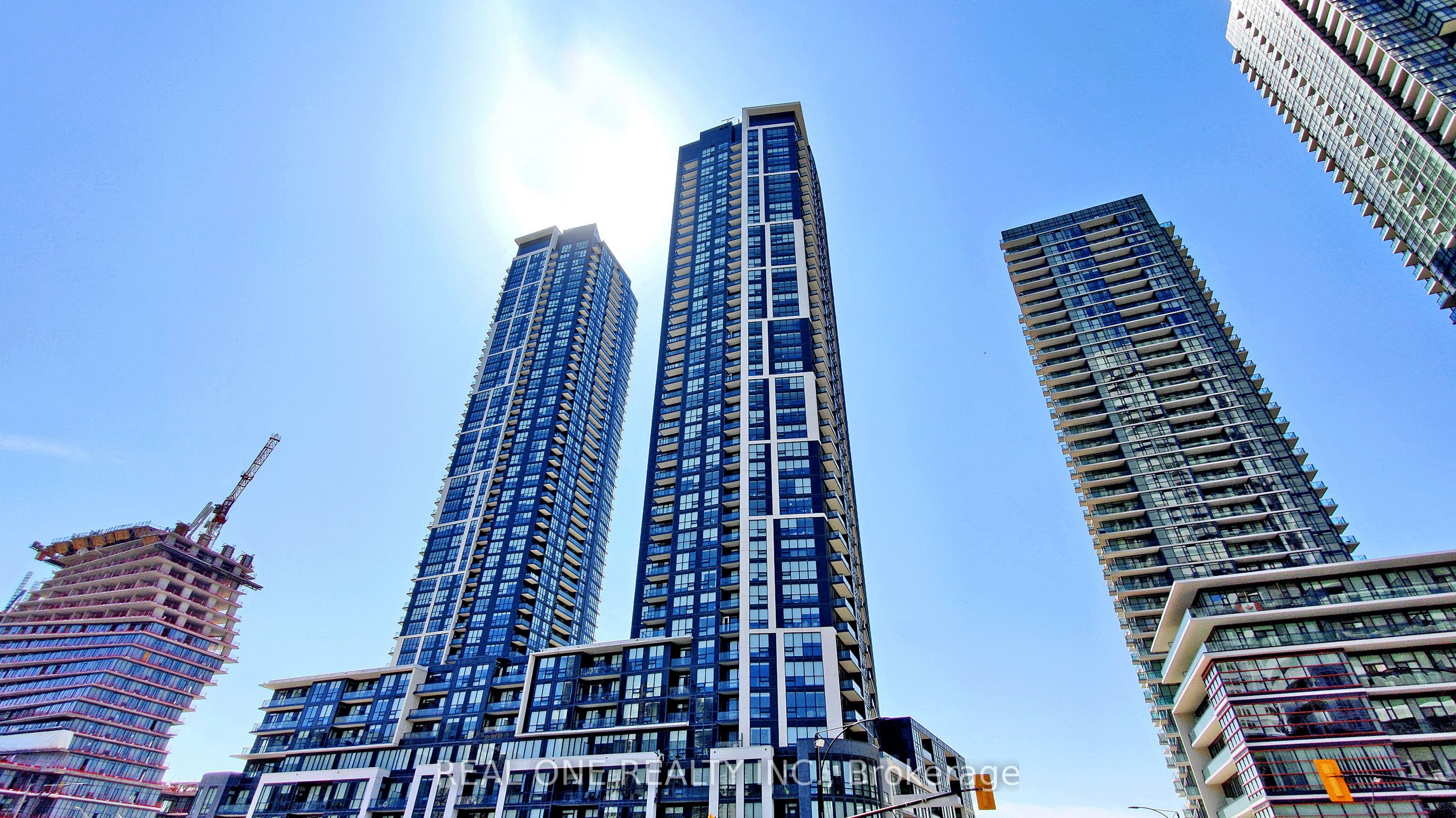 2104-510 Curran Place, Mississauga, ON, L5B 0J8