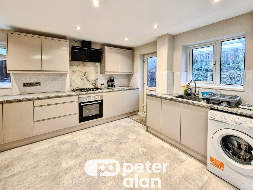 Additional image 7 of 3 bed semi-detached house to rentHendre Farm Drive, Newport NP19