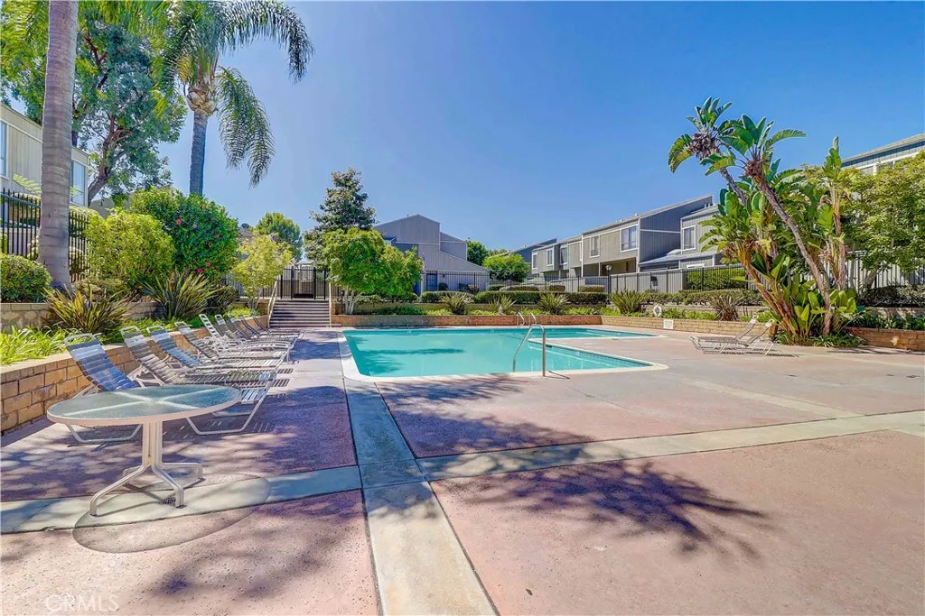 Additional image 23 of 2910 S Greenville St Unit H, Santa Ana, CA 92704