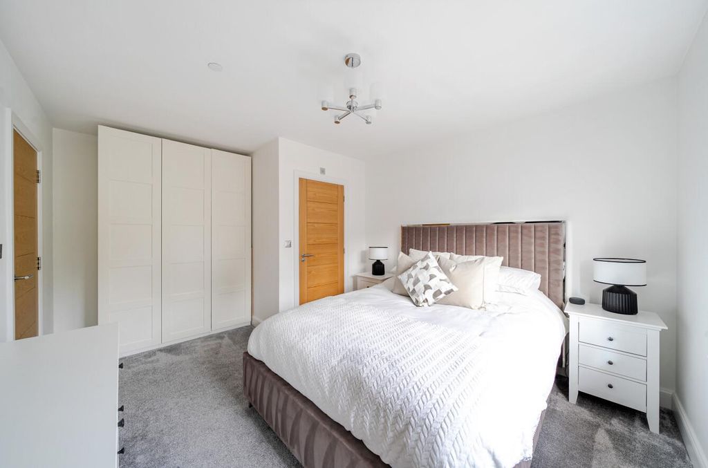 Additional image 9 of 4 bed semi-detached house for saleMillwood Gardens, Killay, Swansea SA2