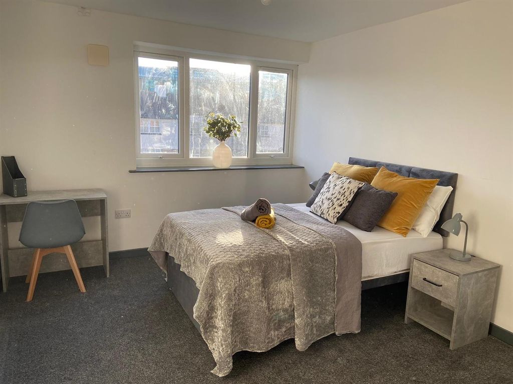 Room to rentBridge View House, 15-23 City Road, Newcastle Upon Tyne NE1 photo 2