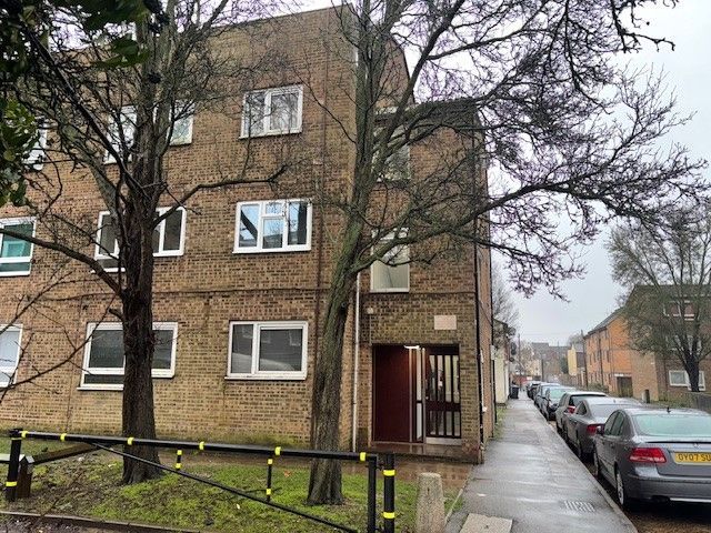 3 bed flat to rentElizabeth Street, Luton LU1