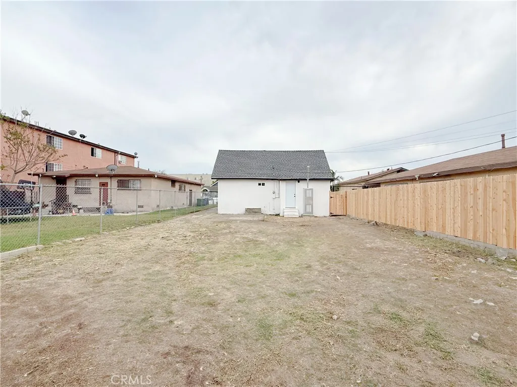 445 E 119th Street, Los Angeles, CA 90061