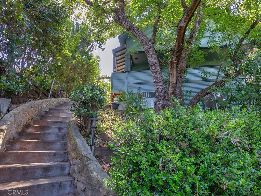 Additional image 65 of 1825 Altivo Way, Echo Park, CA 90026