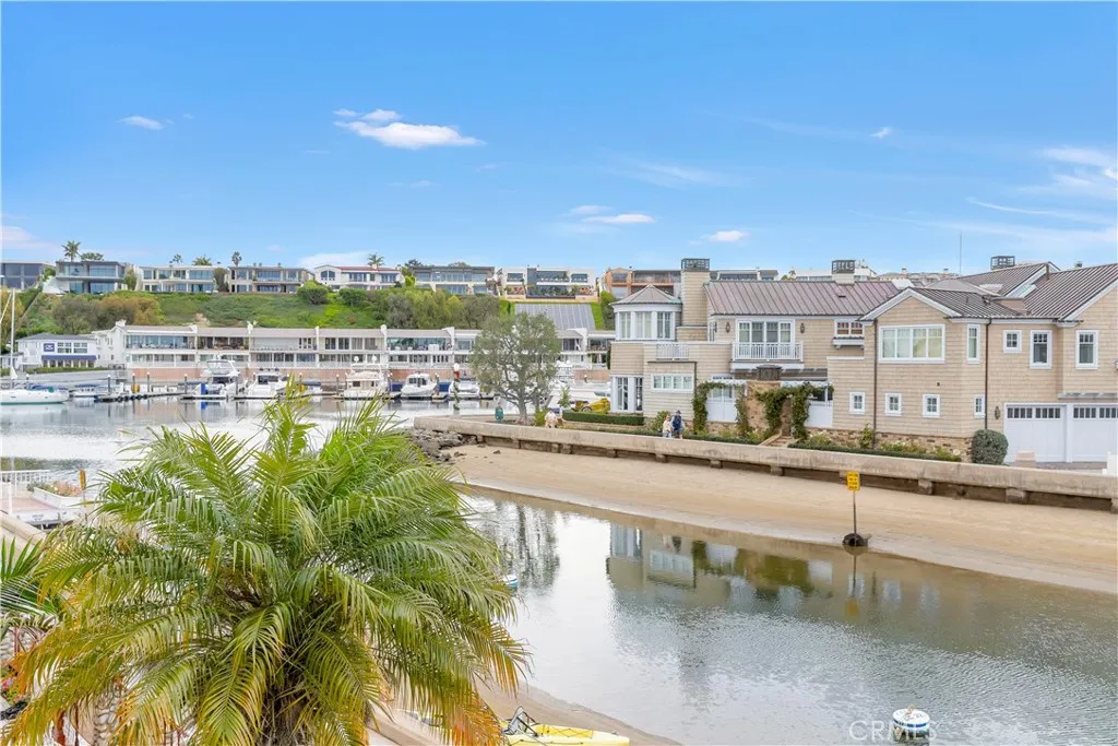 Additional image 34 of 325 Grand Canal, Newport Beach, CA 92662