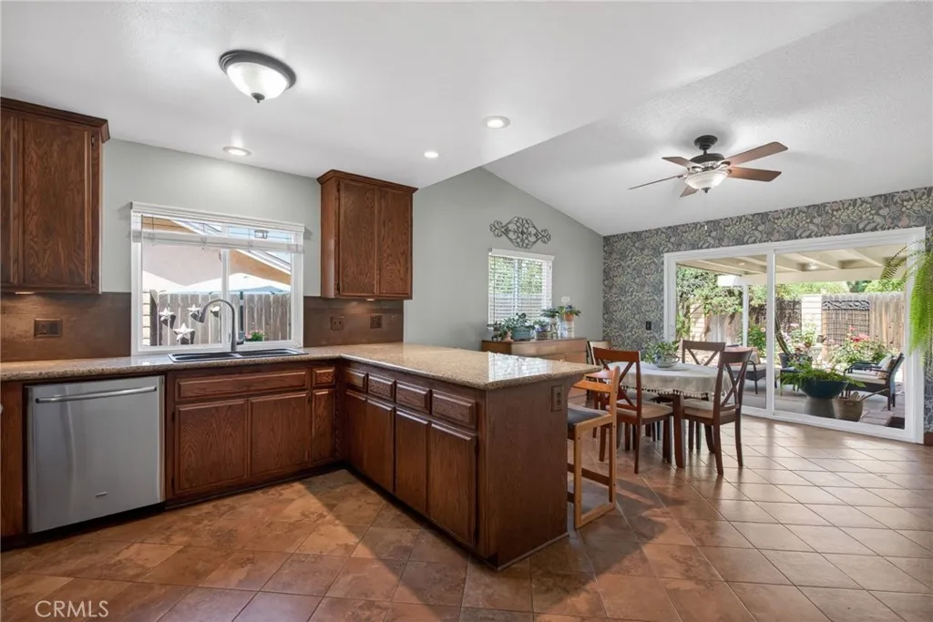 Additional image 16 of 3243 Saratoga St, Riverside, CA 92503
