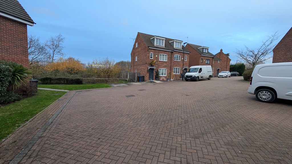 Additional image 12 of 2 bed flat for saleWoodhouse Lane, Sheffield S20