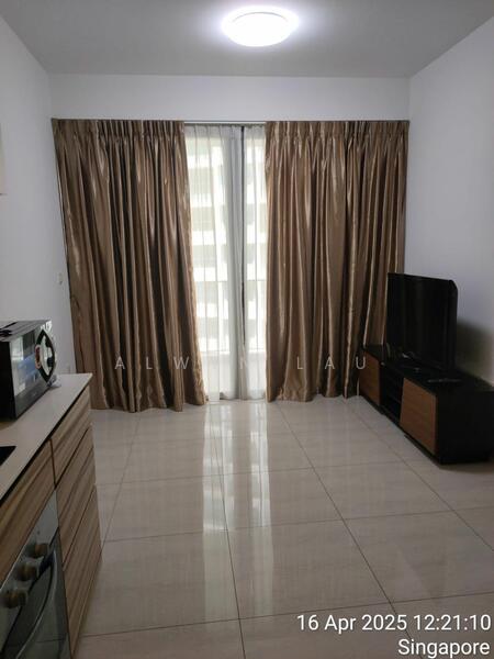 84 Punggol Central photo 3