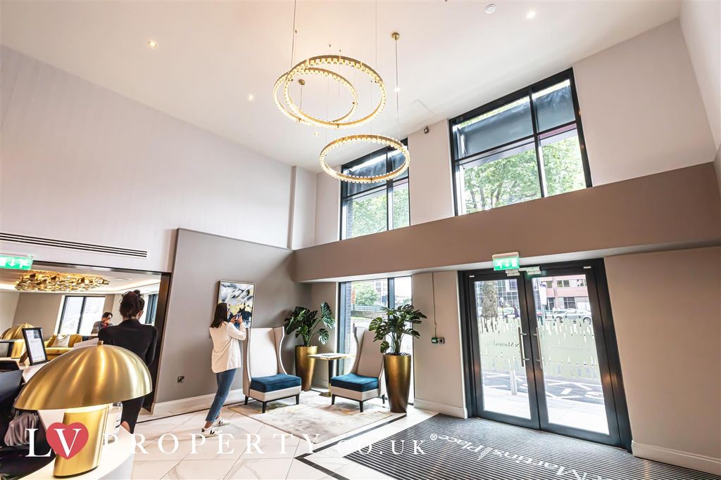 Additional image 15 of 1 bed flat to rentBroad Street, Birmingham, West Midlands B15